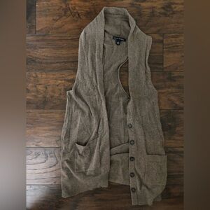 Banana Republic Taupe Knit Vest size medium